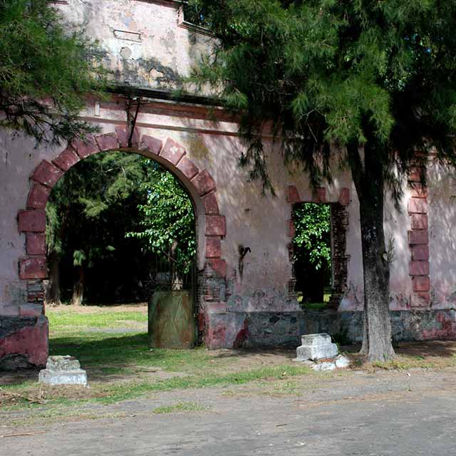 LEYENDAS DEL CEMENTERIO