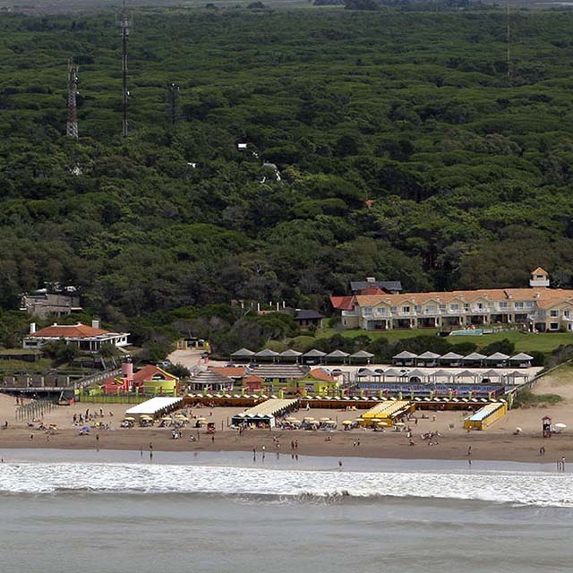 TERMAS Y VIÑEDOS CERCA DEL MAR