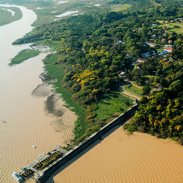 TRES HORIZONTES Y UNA MEMORIA